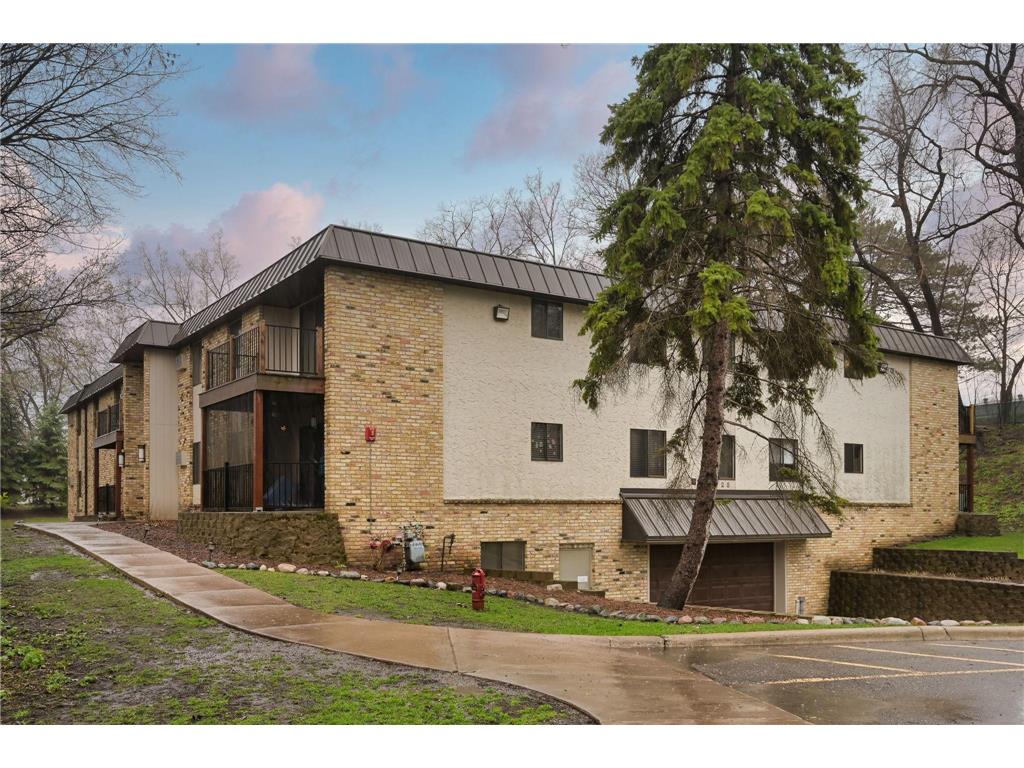 1725 Dellwood Avenue #104 Roseville MN 55113 6519515 image1