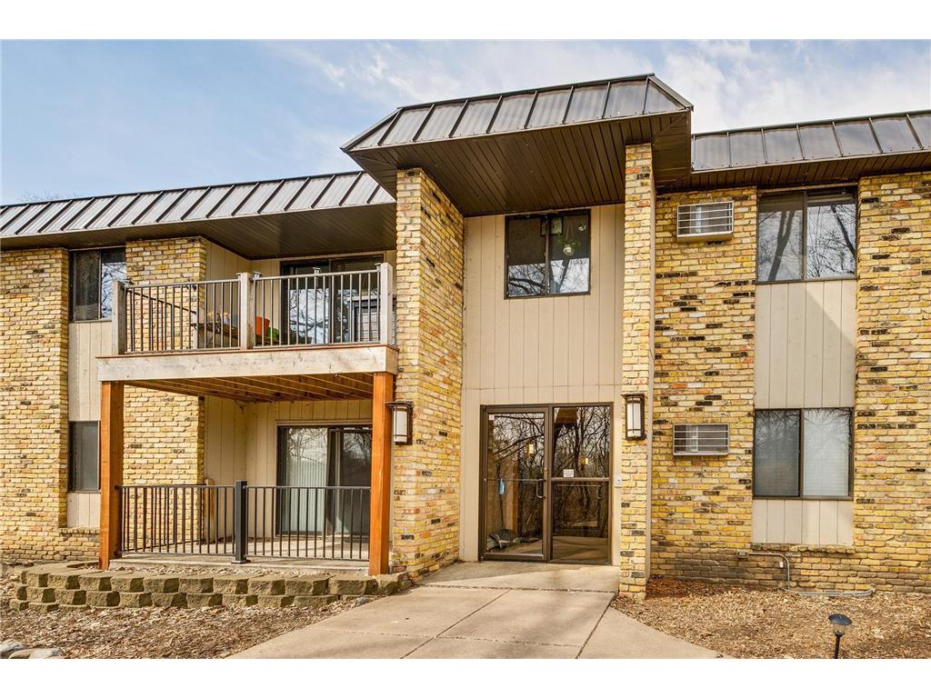 1725 Dellwood Avenue #201 Roseville MN 55113 6692813 image1