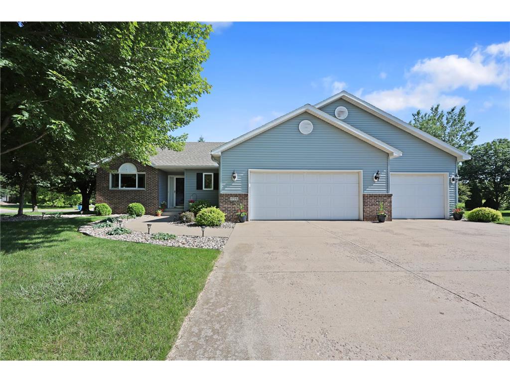 1725 Grizzly Lane N Sartell MN 56377 6752447 image1