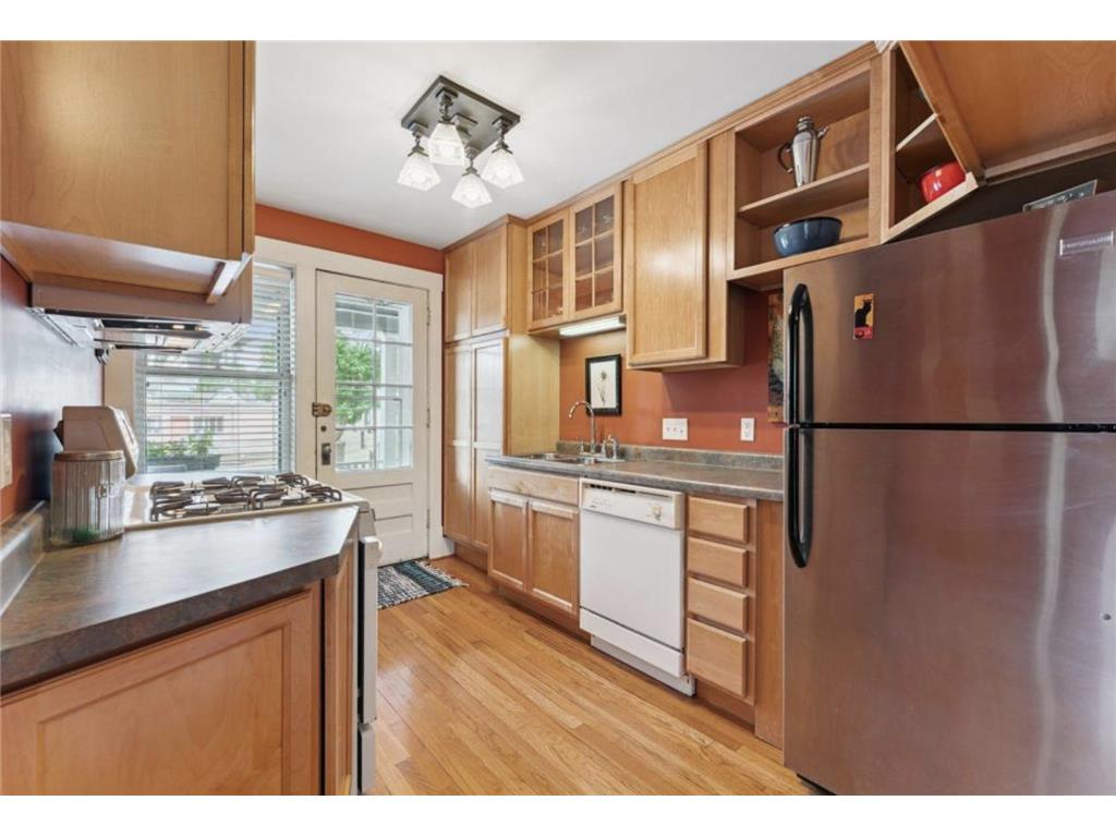 1725 Hague Avenue #4 Saint Paul MN 55104 6738673 image1