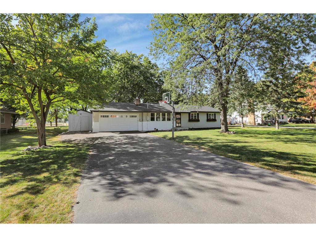 1725 Howard Avenue Maple Plain MN 55359 6610569 image1