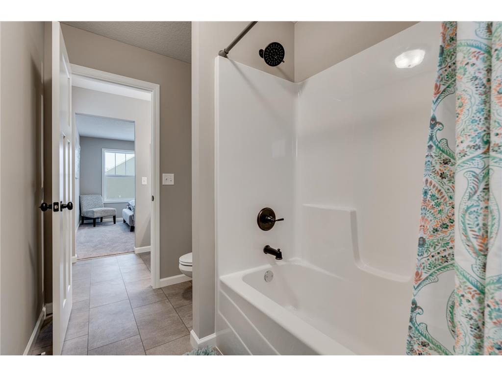 1725 Meadows Drive NE East Bethel MN 55011 7100163 image31