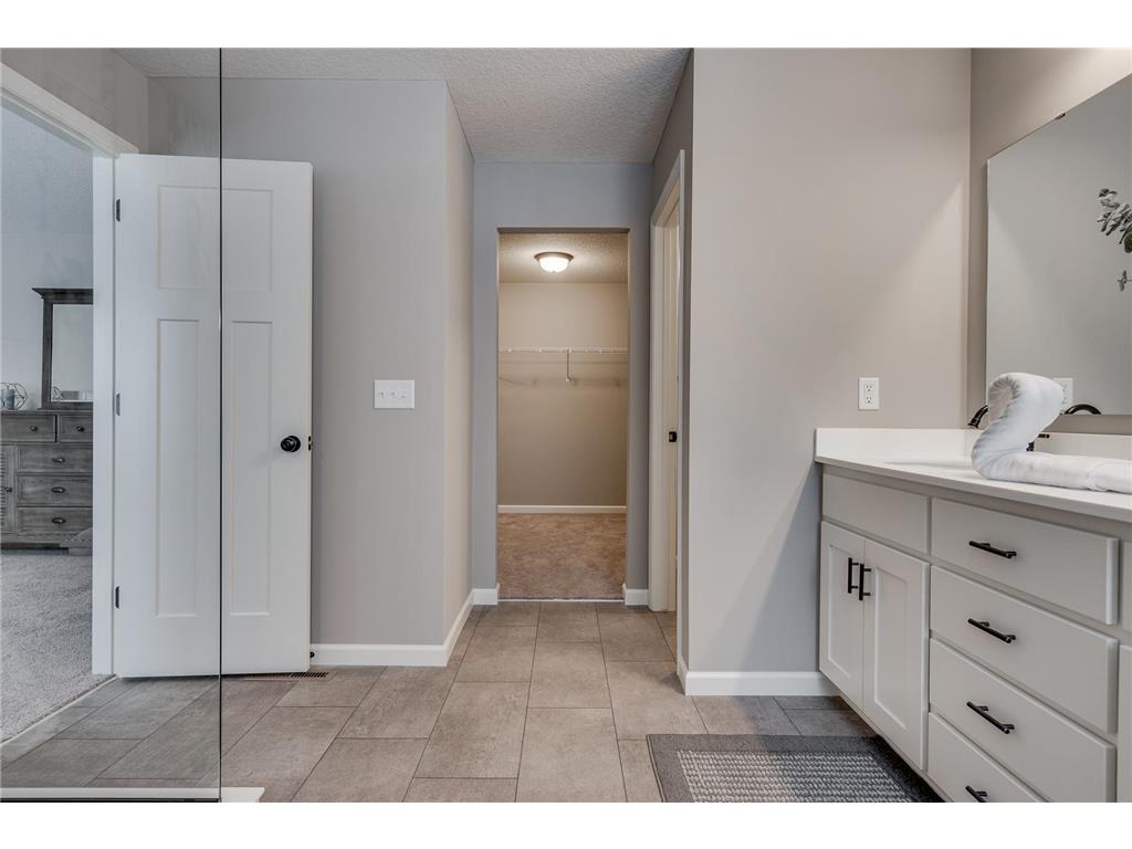 1725 Meadows Drive NE East Bethel MN 55011 7100163 image44