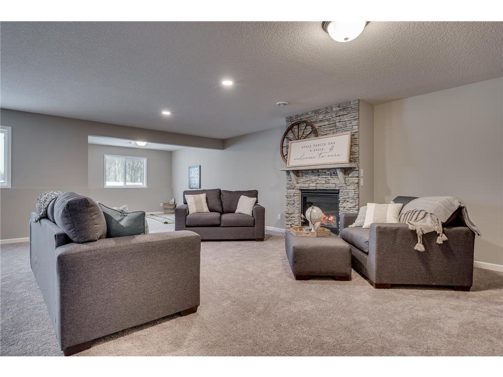 1725 Meadows Drive NE East Bethel MN 55011 7100163 image48