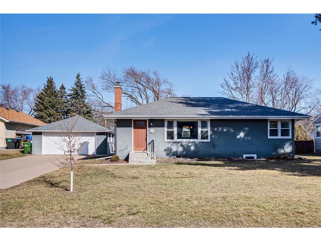 1725 Stanbridge Avenue Roseville MN 55113 6495647 image1