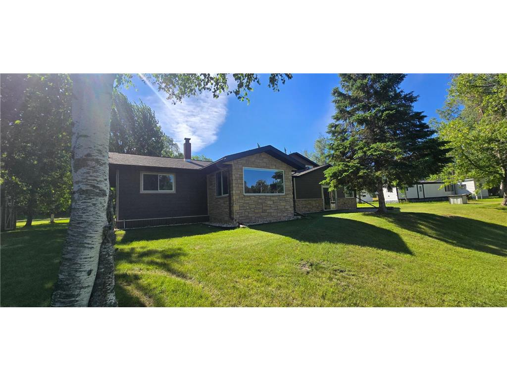 17251 East Pine Drive NW Angle Twp MN 56711 - Pine Creek 7109752 image2