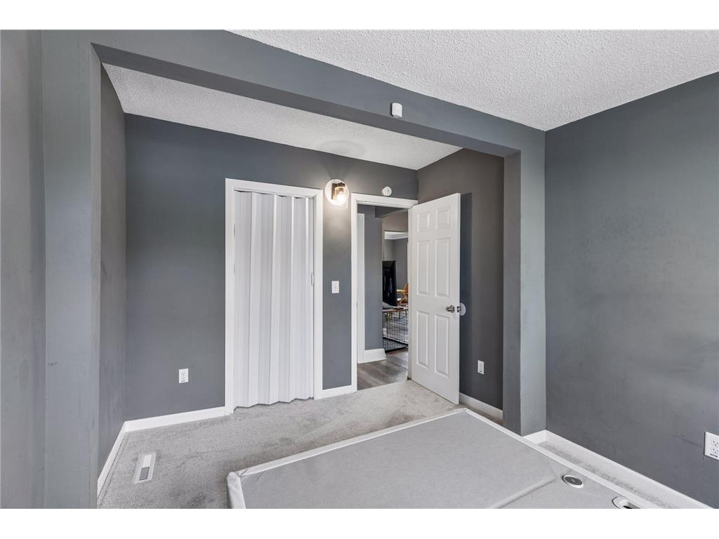 1726 4th Street E Saint Paul MN 55106 7007607 image12