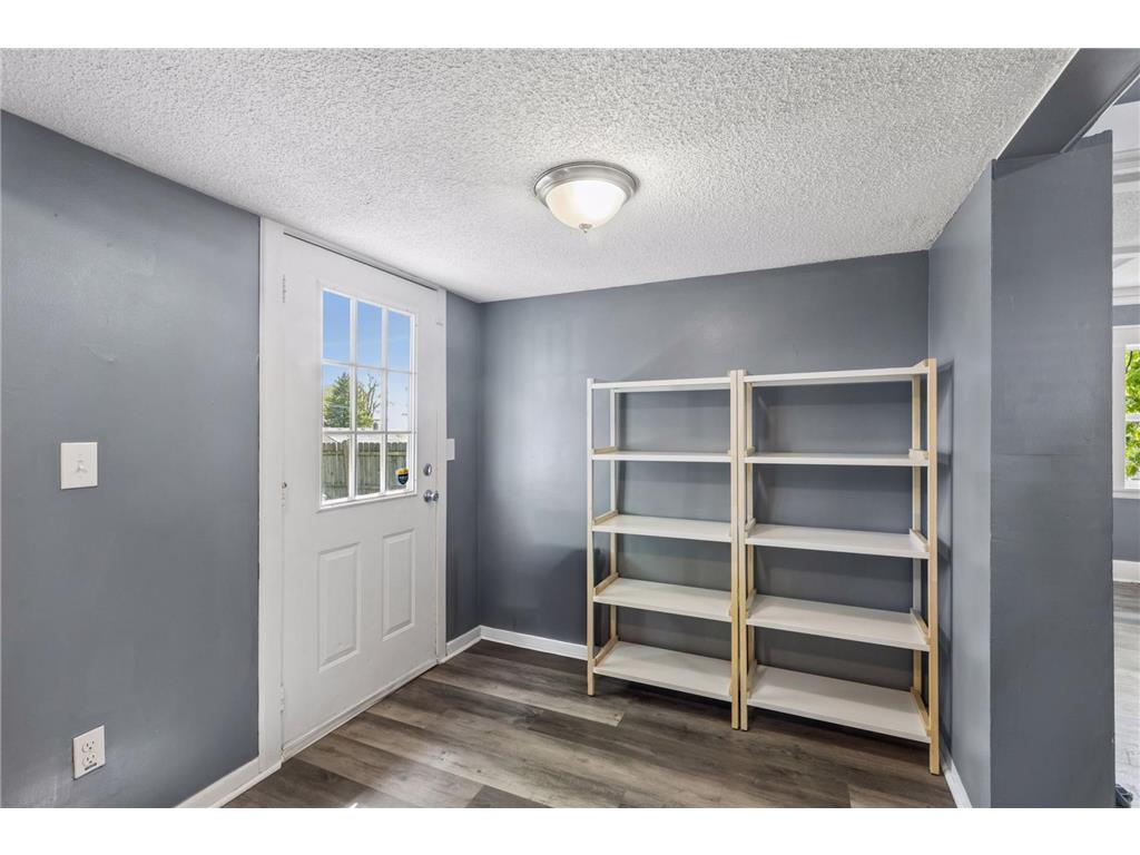 1726 4th Street E Saint Paul MN 55106 7007607 image18