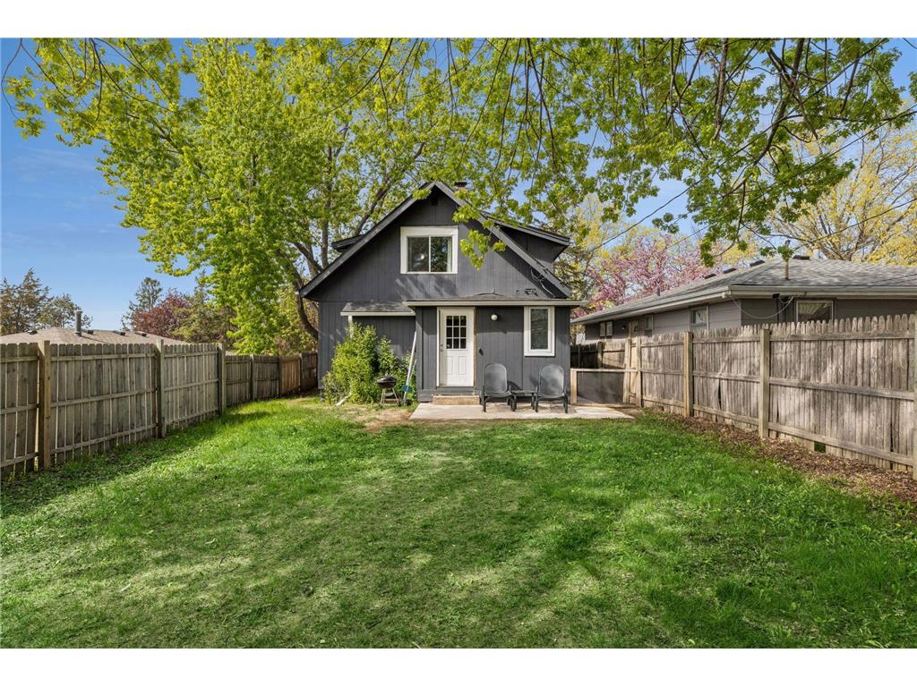 1726 4th Street E Saint Paul MN 55106 7007607 image29