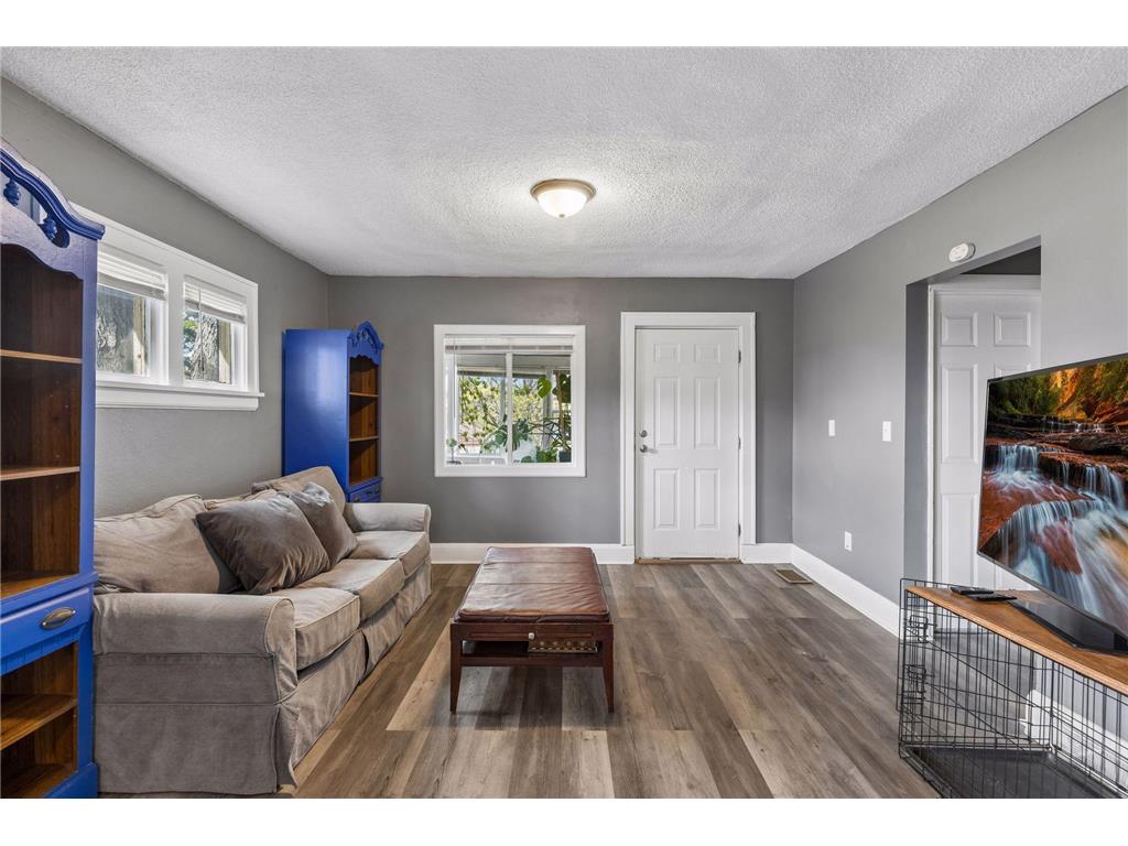 1726 4th Street E Saint Paul MN 55106 7007607 image5