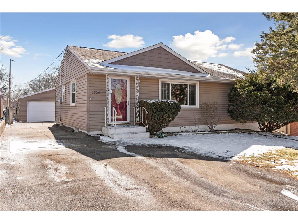 1726 Hyacinth Avenue E Saint Paul MN 55106 7035976 image1