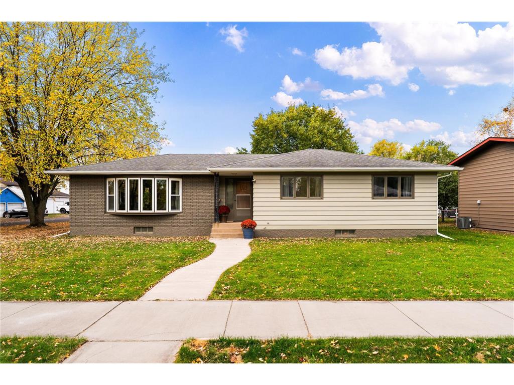 1727 Logan Avenue Superior WI 54880 6807357 image1