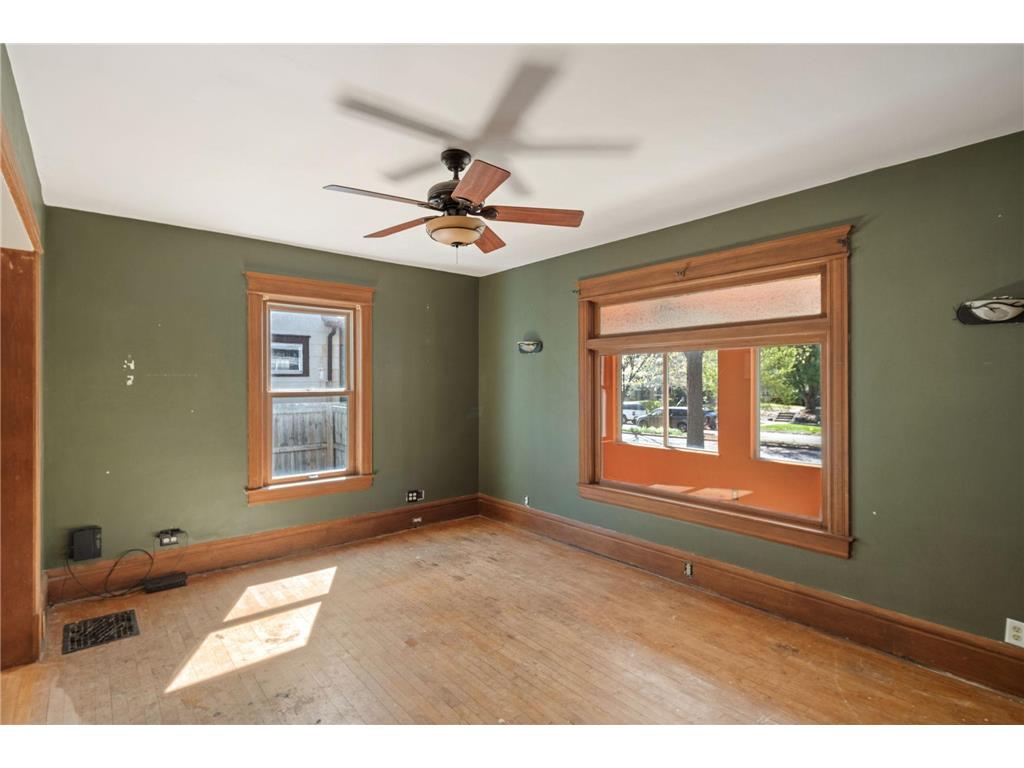 1727 Marshall Avenue Saint Paul MN 55104 7068267 image4