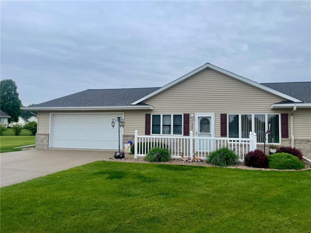 1727 Pinewood Drive Worthington MN 56187 6734523 image1