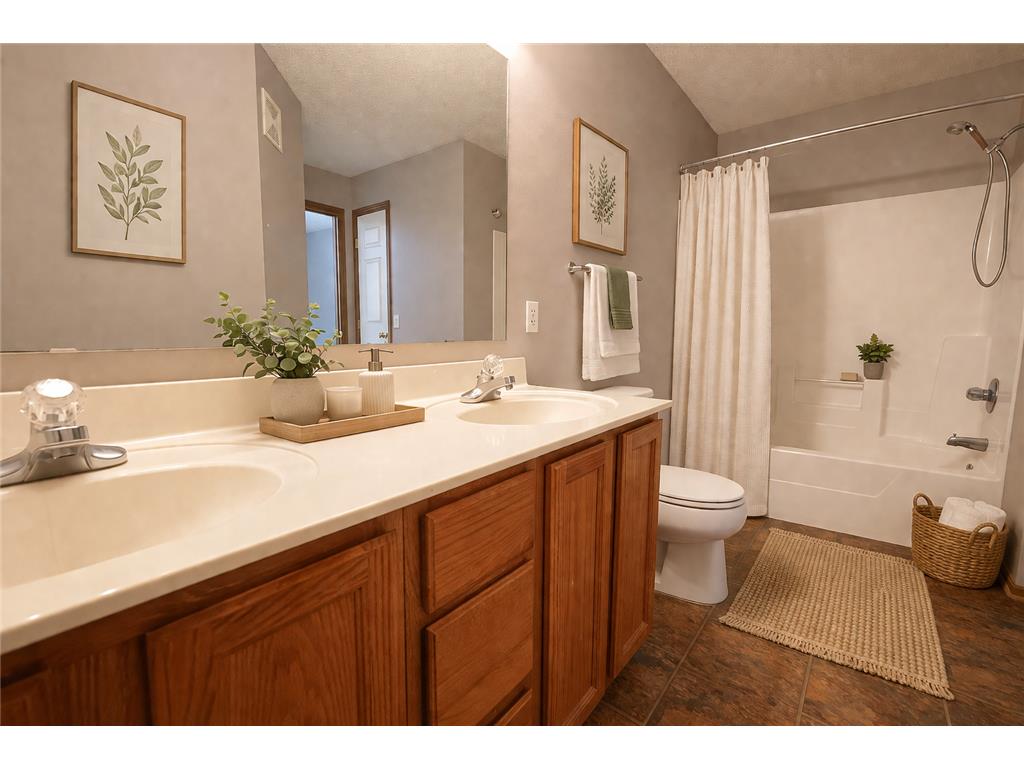 1727 Riverwood Drive #62 Burnsville MN 55337 7056260 image14