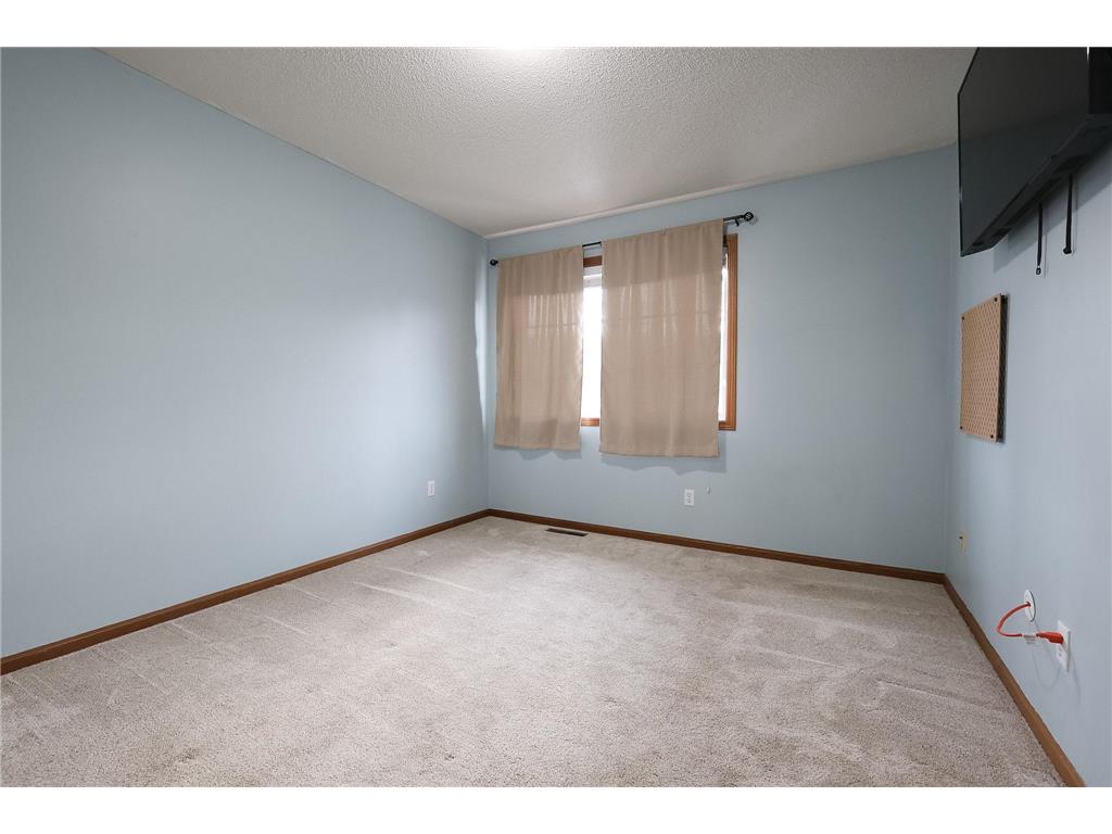 1727 Riverwood Drive #62 Burnsville MN 55337 7056260 image18