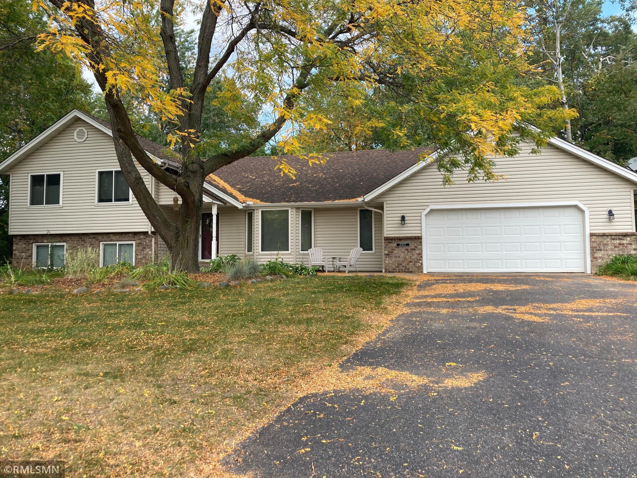 17277 Jasmine Court, Lakeville, MN 55044 MLS 6108103 Edina Realty