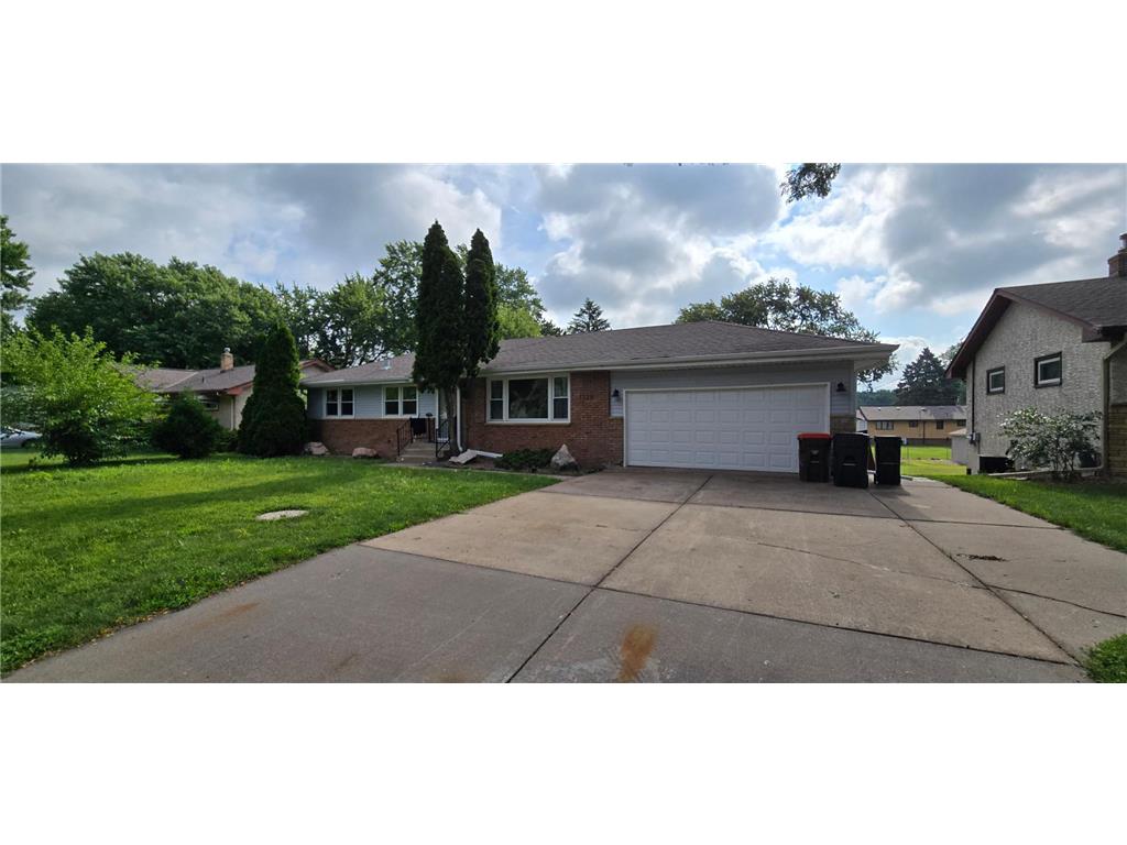 1728 Duluth Street Maplewood MN 55109 6759011 image1