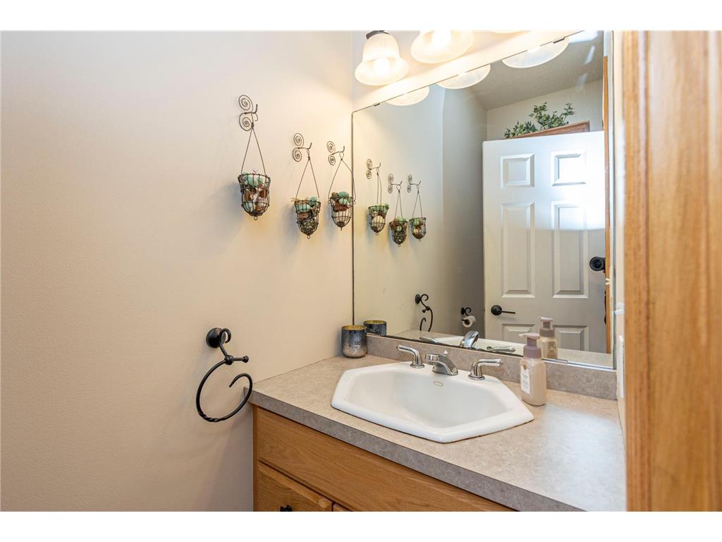 1728 Golden Drive SW Alexandria MN 56308 - Lobster Lake 7096181 image34