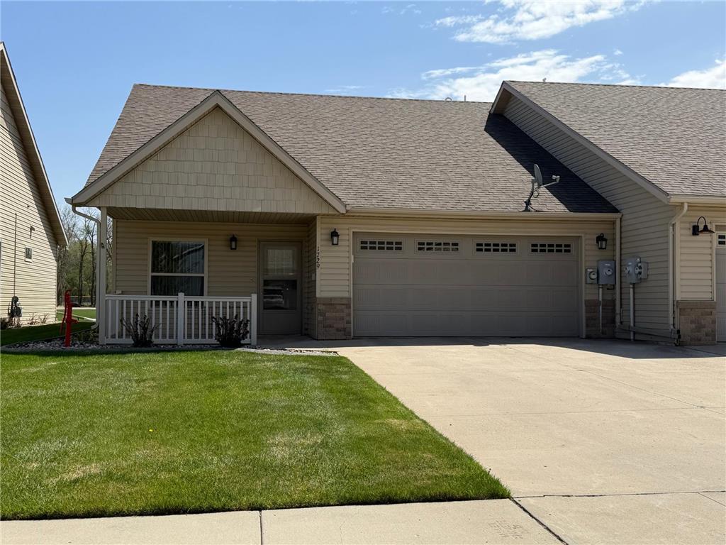 1729 6th Street W West Fargo ND 58078 7074448 image1