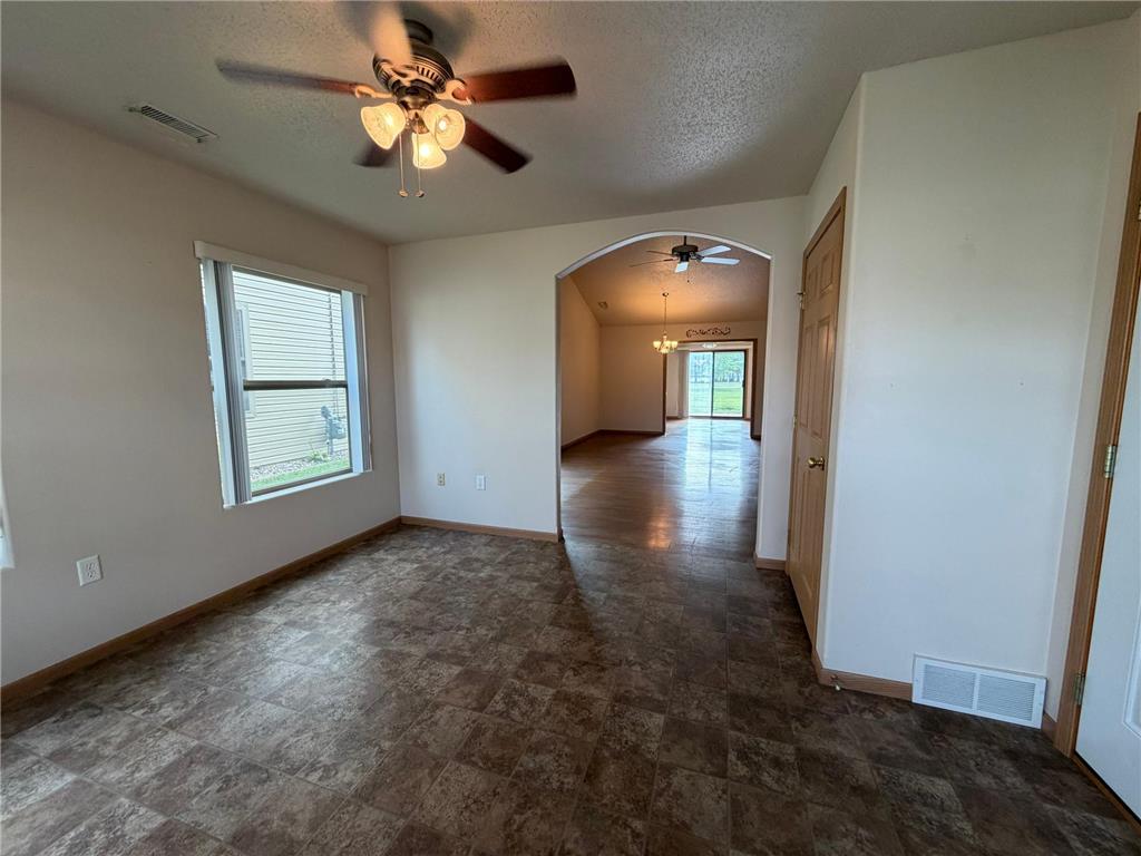 1729 6th Street W West Fargo ND 58078 7074448 image3