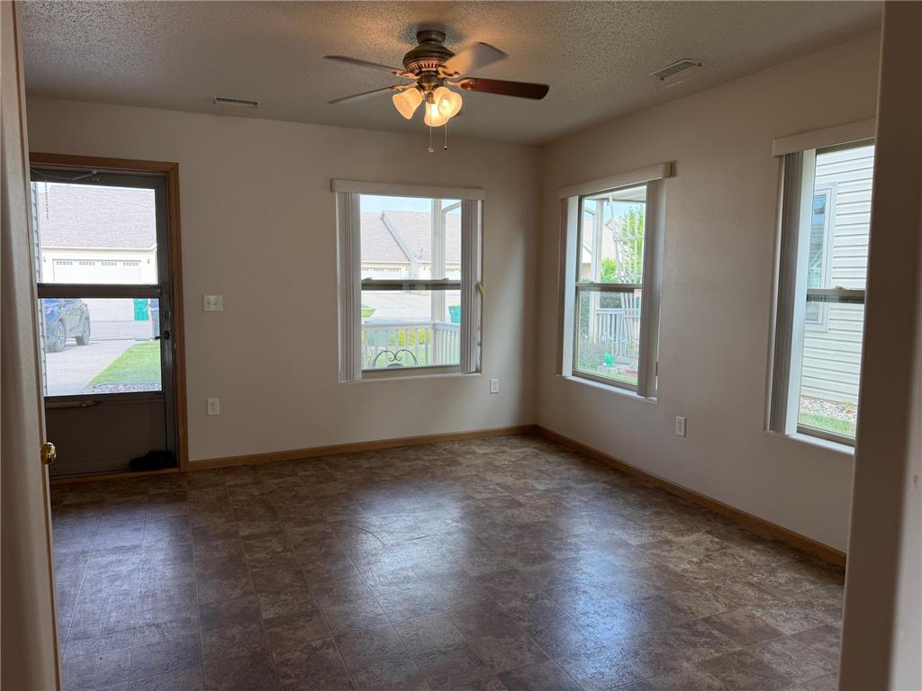 1729 6th Street W West Fargo ND 58078 7074448 image4