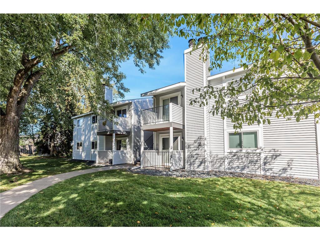 1729 Fulham Street #A Lauderdale MN 55113 6586251 image1