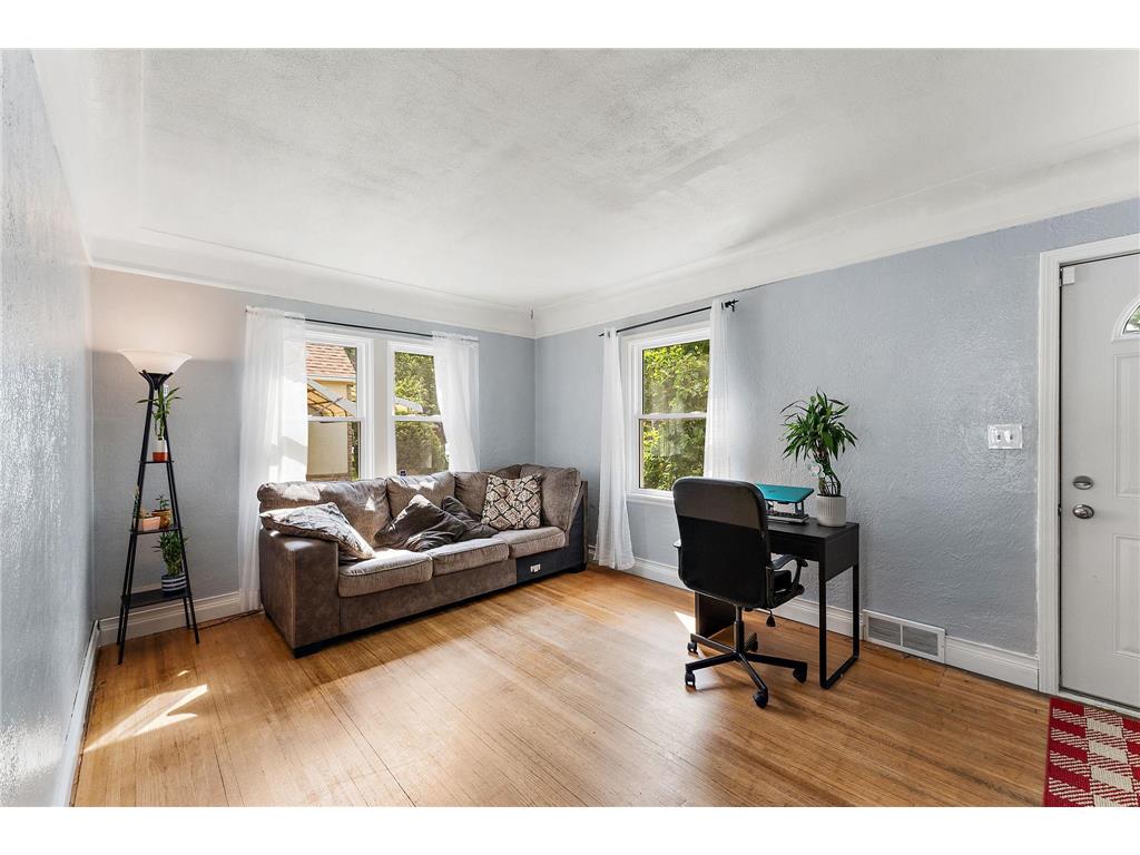 1729 Sherwood Avenue Saint Paul MN 55106 6774377 image9