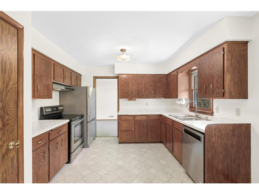 173 Yoho Drive Anoka MN 55303 7039855 image10