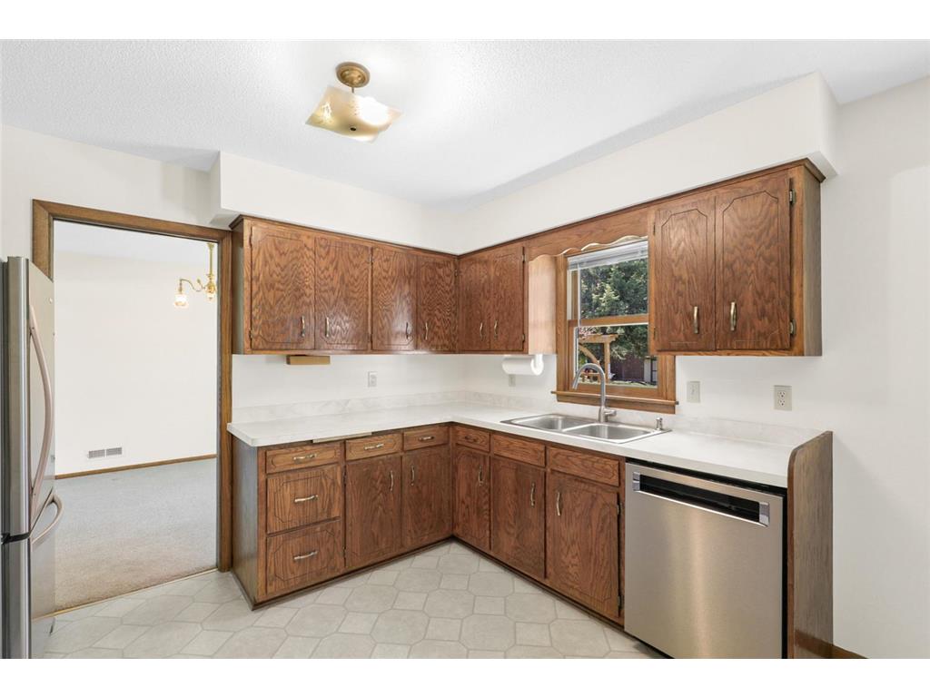 173 Yoho Drive Anoka MN 55303 7039855 image11