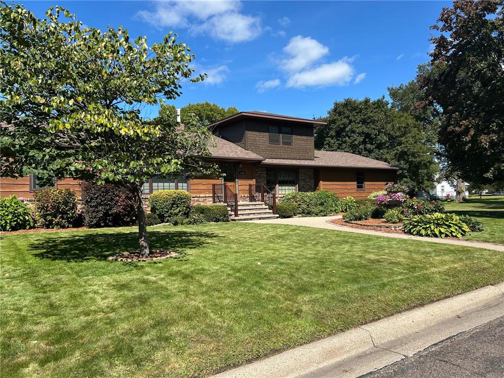 1730 Stone Avenue Benson MN 56215 7033191 image3