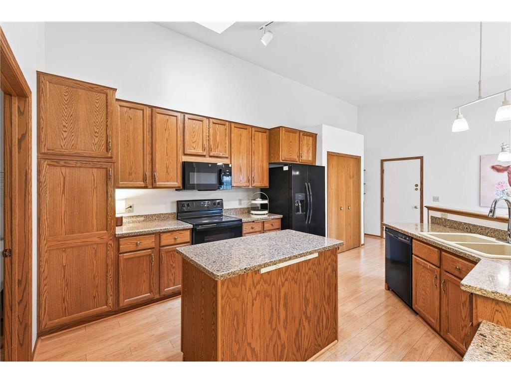 1731 Donegal Drive Woodbury MN 55125 6808593 image10