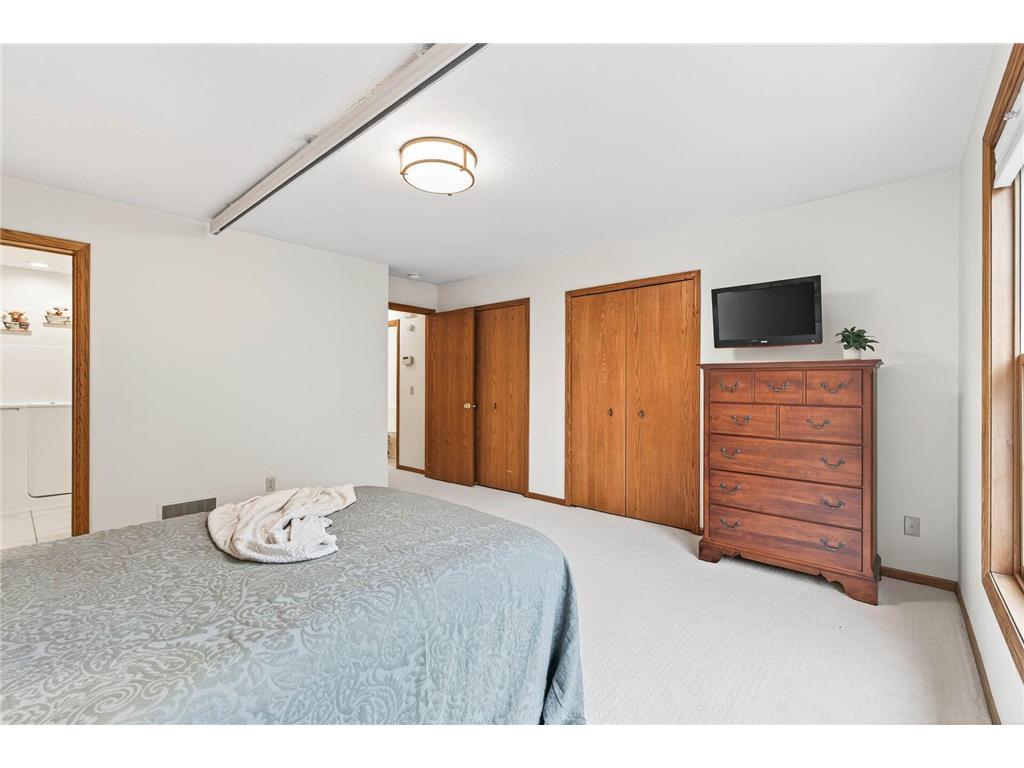 1731 Donegal Drive Woodbury MN 55125 6808593 image19