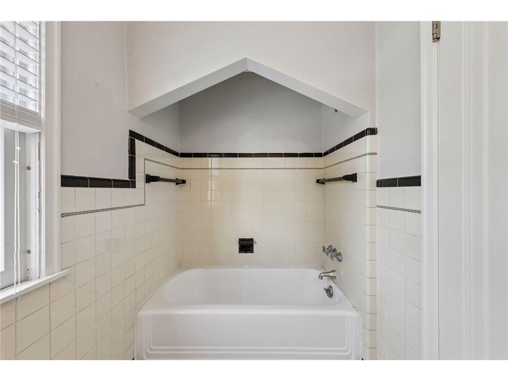 1731 Hillcrest Avenue Saint Paul MN 55116 7073150 image21
