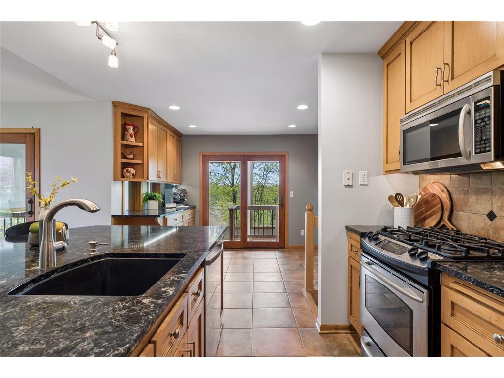 1731 Oakways Street Minnetonka MN 55391 6825469 image18