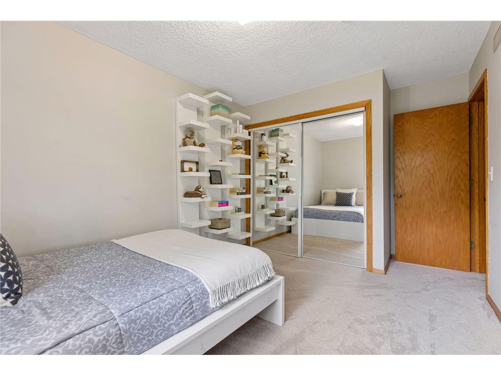 1731 Oakways Street Minnetonka MN 55391 6825469 image44