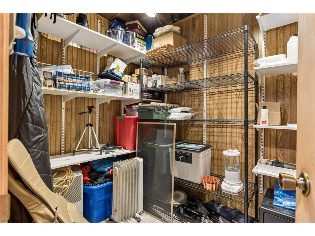 1731 Oakways Street Minnetonka MN 55391 6825469 image58