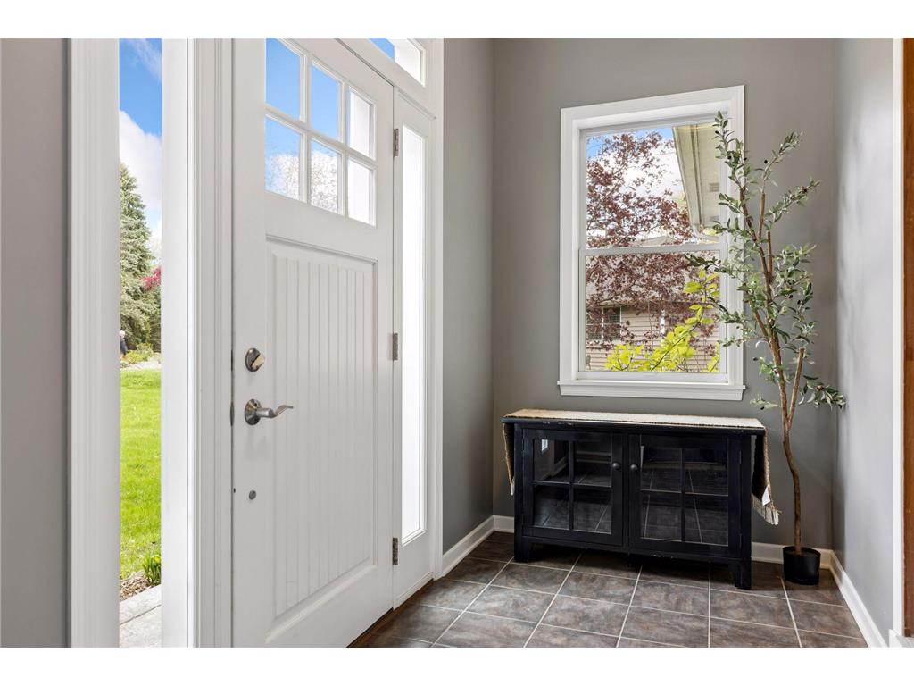 1731 Oakways Street Minnetonka MN 55391 6825469 image9