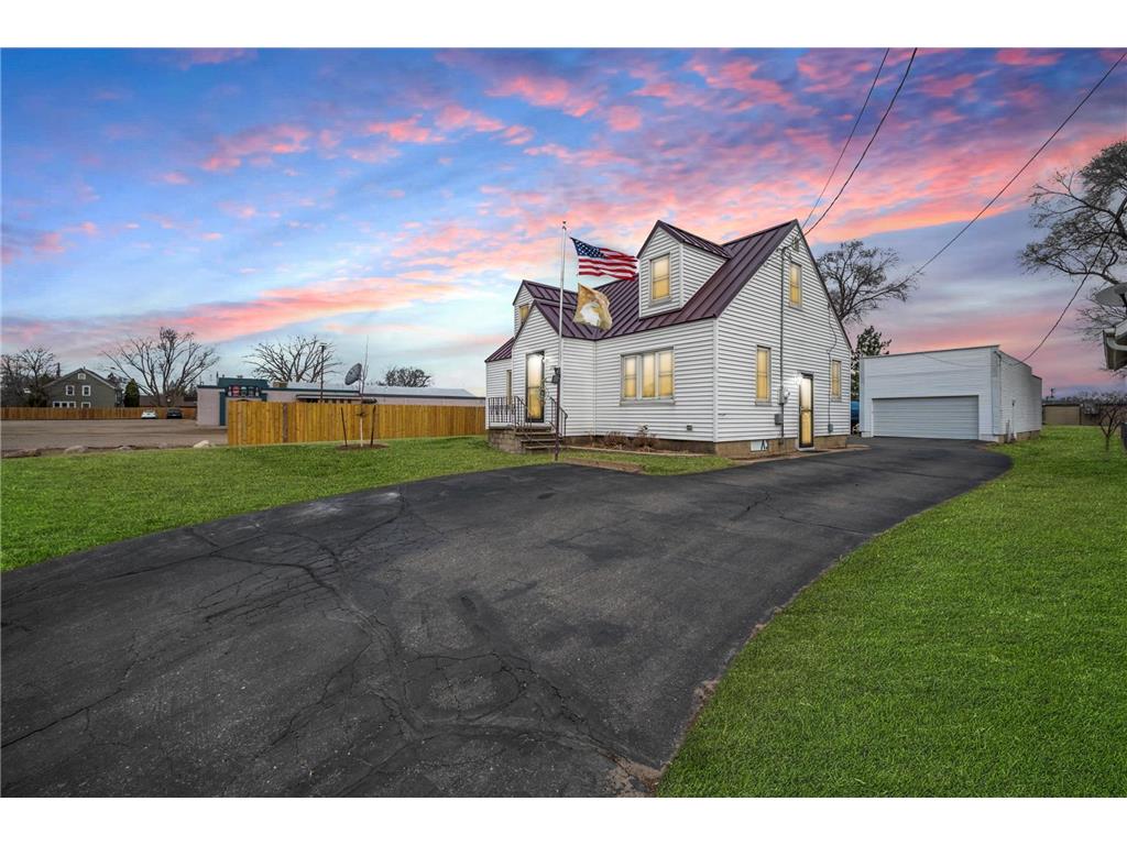 1732 4th Street NW Faribault MN 55021 6689760 image1