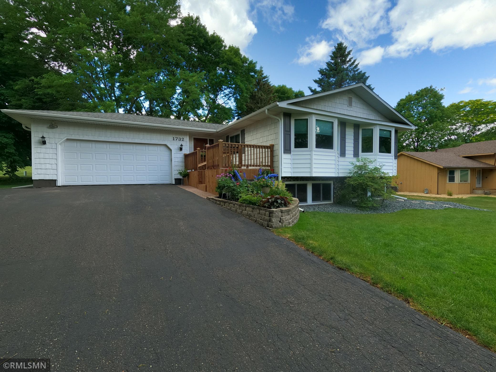 1732 Evergreen Drive, Woodbury, MN, 55125 MLS 6012318 Edina Realty