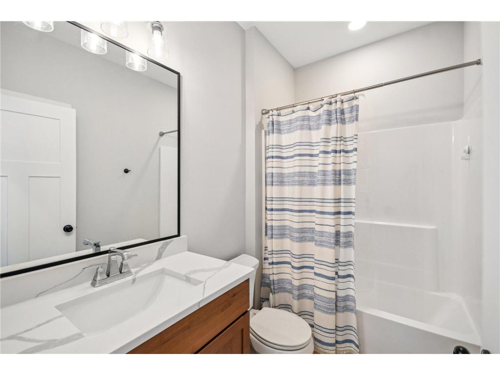 1732 Spruce Street Farmington MN 55024 7042597 image42