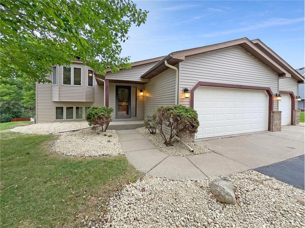 17325 Hibiscus Avenue, Lakeville, MN, 55044 MLS 6259537 Edina Realty