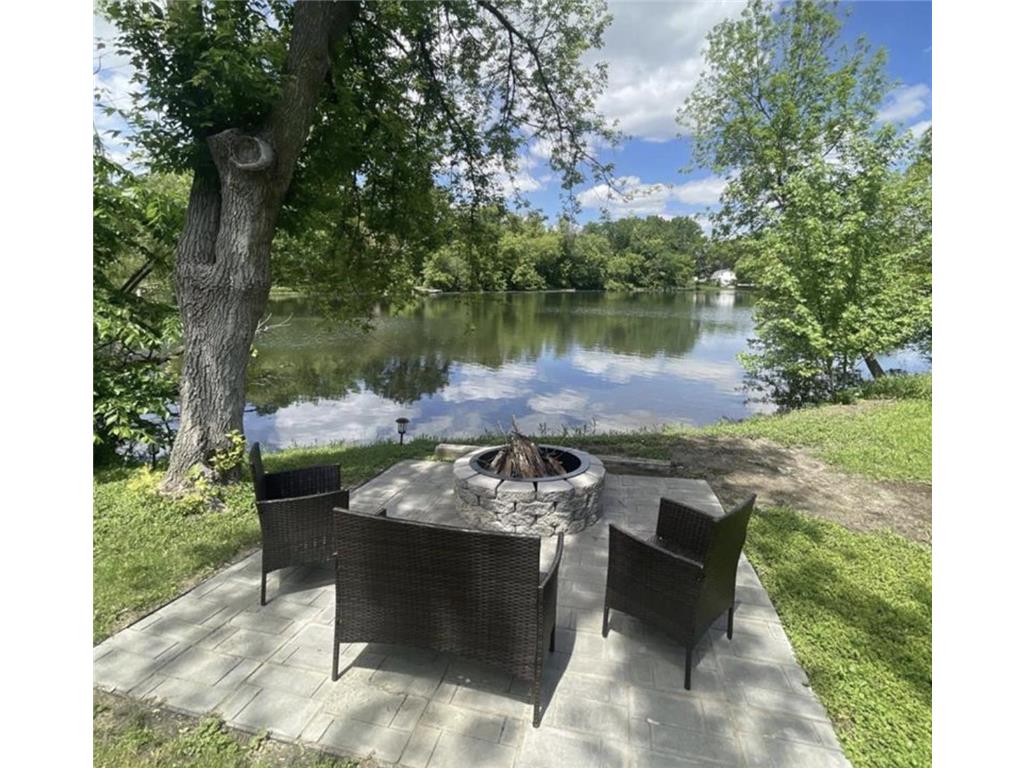 1733 37th Avenue NE Columbia Heights MN 55421 - Hart 6725651 image1