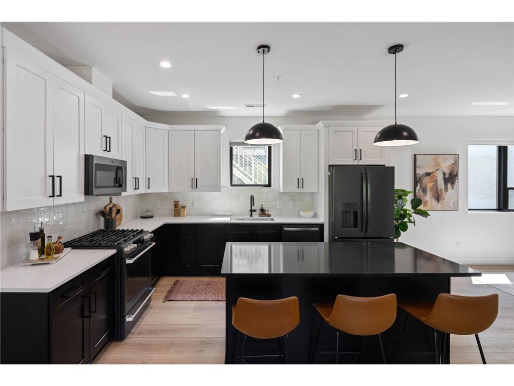 1733 3rd Street NE Minneapolis MN 55413 7075493 image11