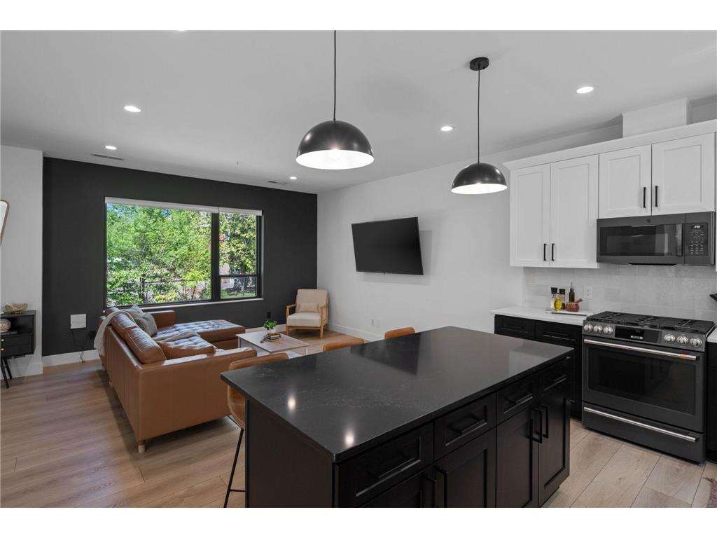 1733 3rd Street NE Minneapolis MN 55413 7075493 image13