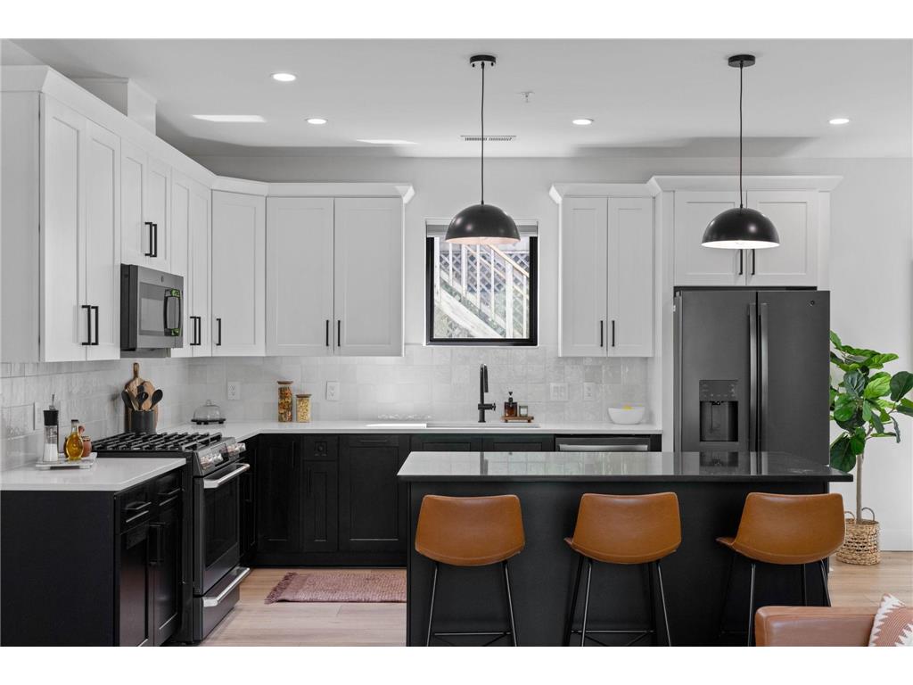 1733 3rd Street NE Minneapolis MN 55413 7075493 image17