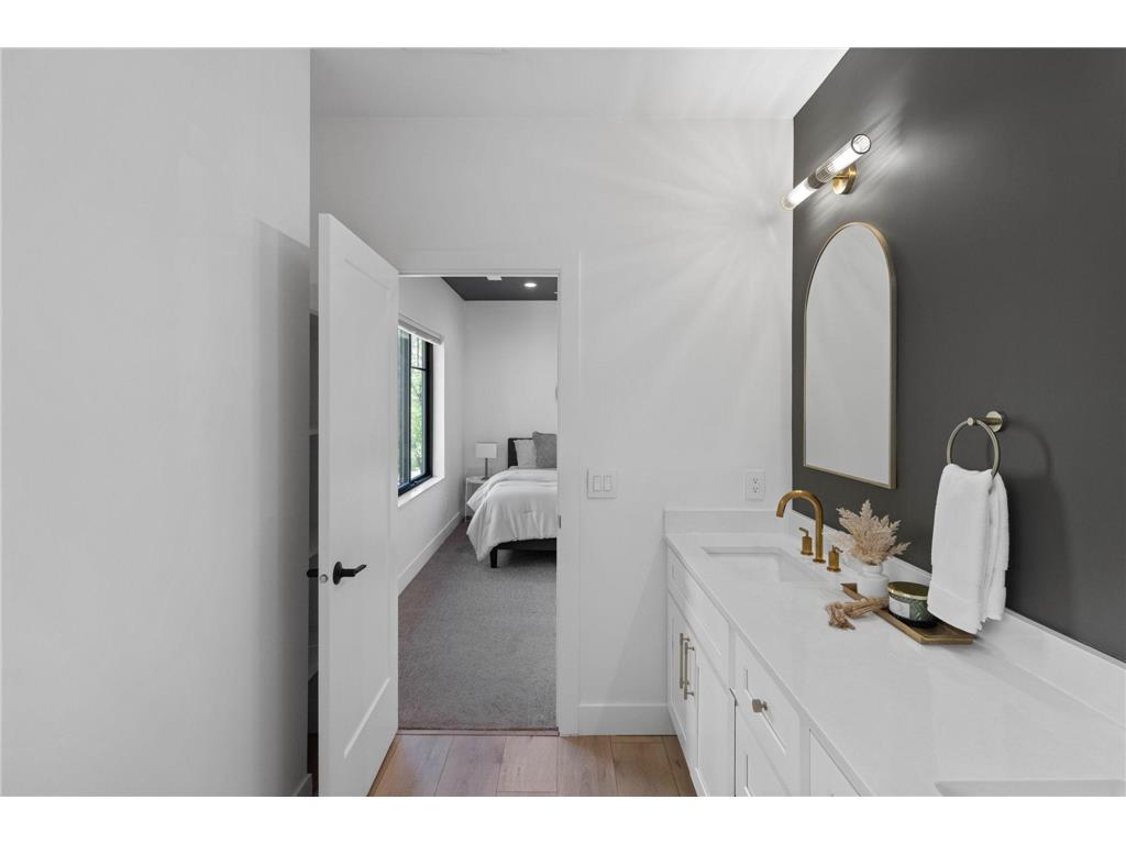 1733 3rd Street NE Minneapolis MN 55413 7075493 image30