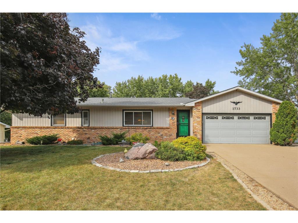 1733 Deerwood Drive Eagan MN 55122 6605665 image1