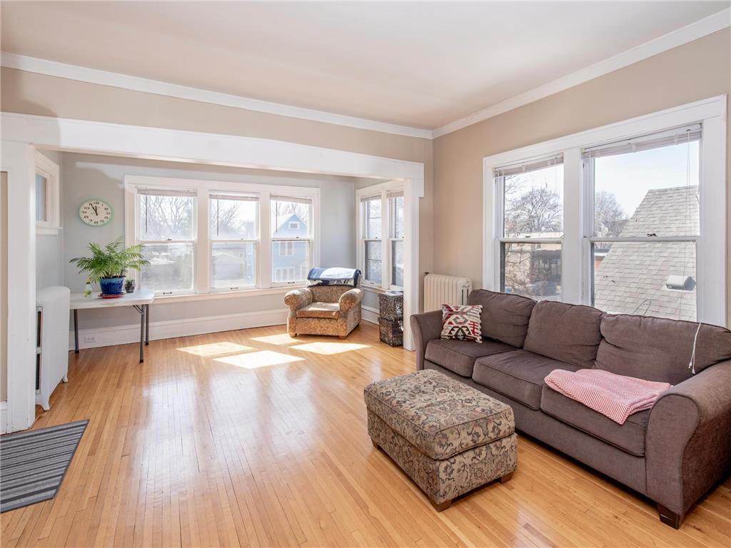 1733 Selby Avenue Saint Paul MN 55104 7037701 image10