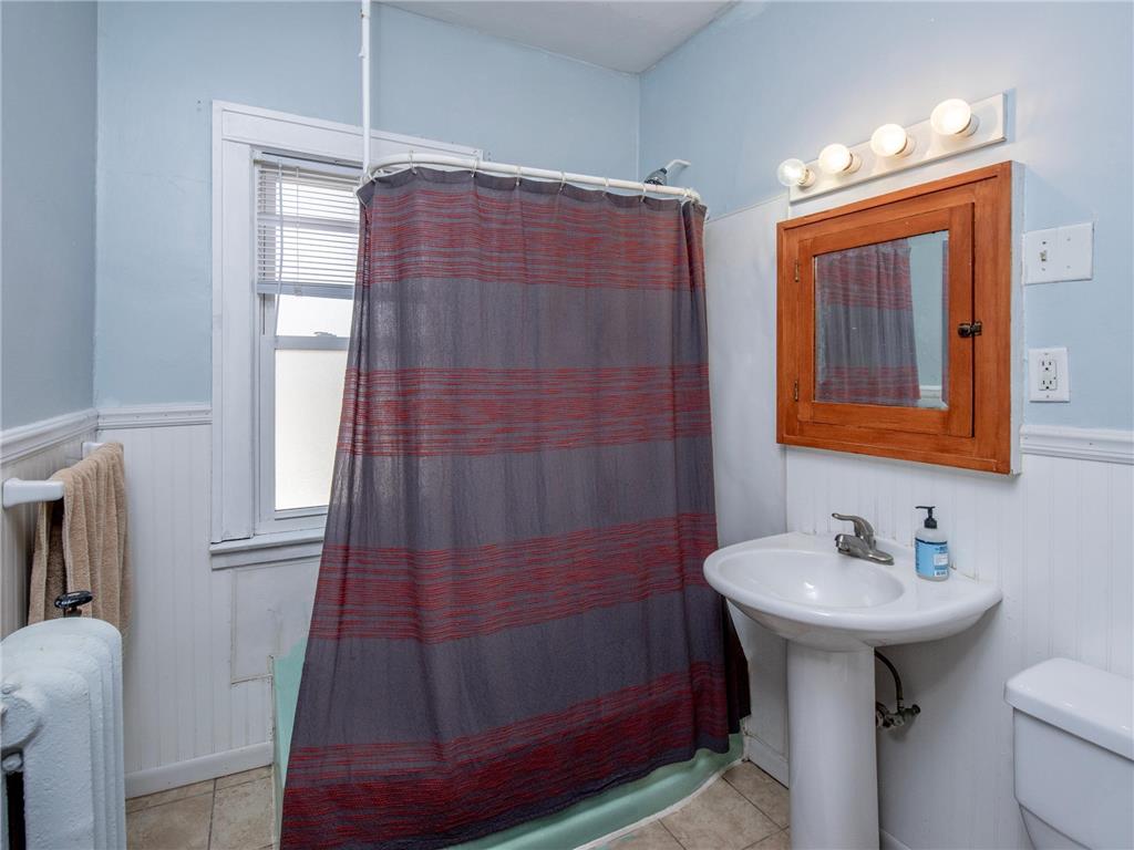 1733 Selby Avenue Saint Paul MN 55104 7037701 image16